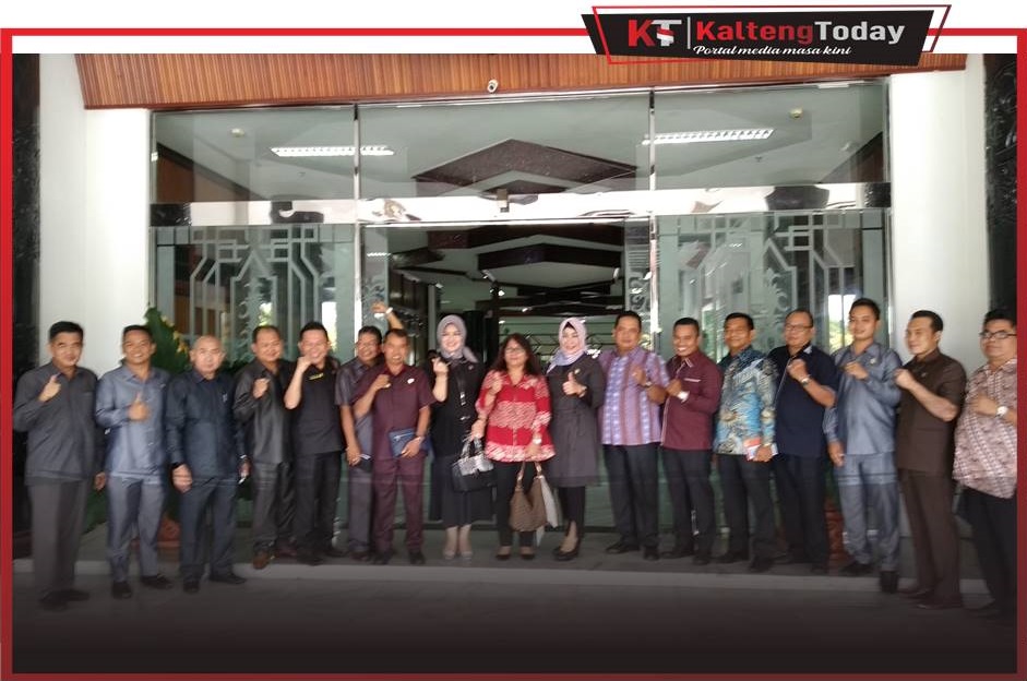 Koordinasi dengan DPRD