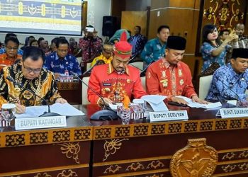 Bupati Seruyan Hadiri  Kick Off Penandatangan Barang Dan Jasa 2020 Di Palangka Raya