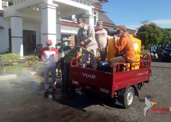 Lakukan Penyemprotan Massal