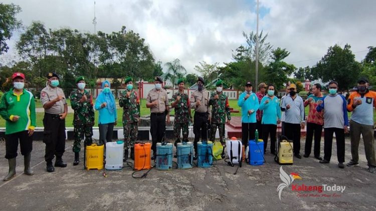 Camat kota besi Minta Jangan Ke Luar Rumah Jika Tidak Penting