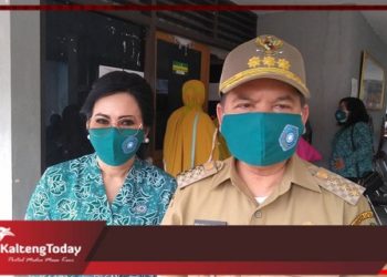Bupati Kapuas Minta Petugas Kesehatan Gunakan APD