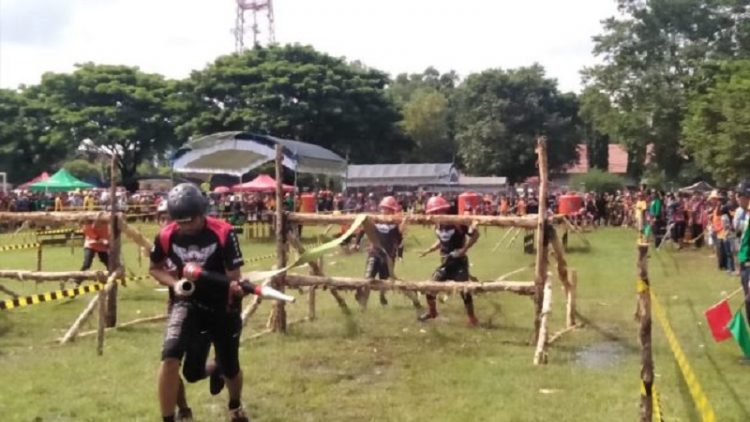 Lomba Ketangkasan Para Damkar untuk mengasah kemampuan dalam menghadapi Karhutlah.