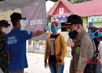 Pedagang dan Pengunjung di Pasar Mengkatip, Barsel Di Skrining Suhu Tubuh