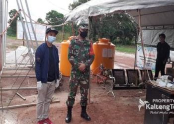 Anggota DPRD Kalteng Sambangi Posko Sebabi Kecamatan Telawang