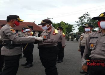Polres Barsel Lakukan Pendistribusian Bansos Untuk warga Terdampak Covid-19