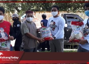 Sebanyak 335 Paket Sembako Gubernur Kalteng Menyasar Pedalaman Kapuas