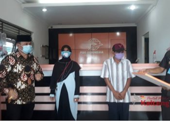 Bupati Dan Ketua DPRD Serahkan Bantuan Sosial Tunai Untuk 5.937 KPM