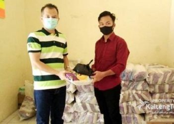 Pemkab Salurkan Sembako Bagi Mahasiswa Gumas di Palangka Raya