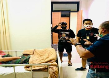 Terjatuh Akibat Di Jambret, Wanita ini Harus Kehilangan Uang Rp 4 Juta