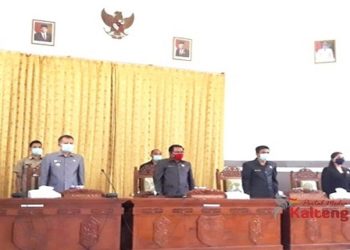 DPRD Gumas Gelar Rapat Paripurna dengan Aplikasi Zoom