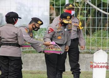 Kapolda Kalteng Ziarah ke TMP Sanaman Lampang