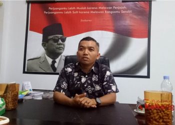 Dinas PU Provinsi Diminta Bersihkan Rumput Liar di Jalan Penghubung Kabupaten