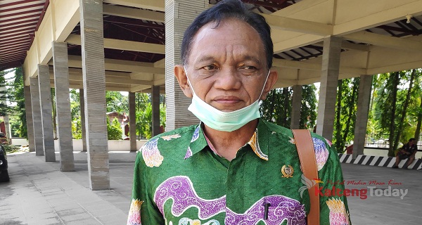 Ketua Komisi I DPRD Barsel Minta Pemkab untuk Mengecek Kualitas Bansos