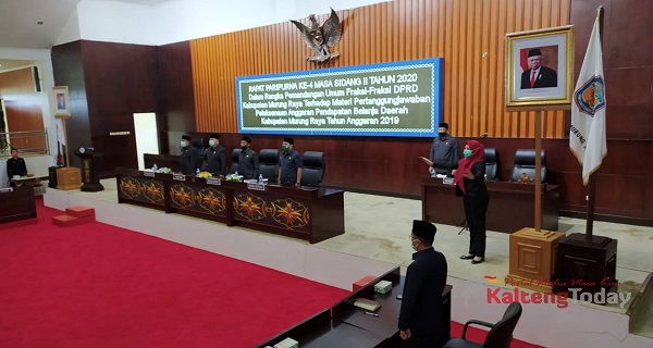 6 Fraksi Sepakat Terima Pertanggungjawaban Pelaksanaan APBD Pemkab Mura 2019