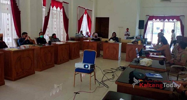 Komisi II DPRD Barsel Mempertanyakan Rasionalisasi APBD pada Dinas PUPR