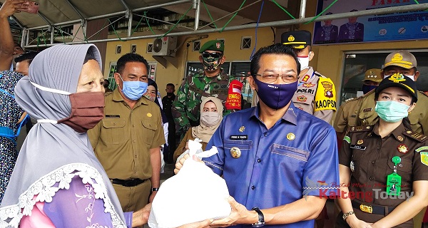 Sebanyak 3.923 Paket Sembako Untuk Pasar Murah di Mura