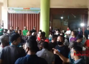 Pedagang Plaza Beringin Buntok Protes Adanya Posko Pantau COVID-19