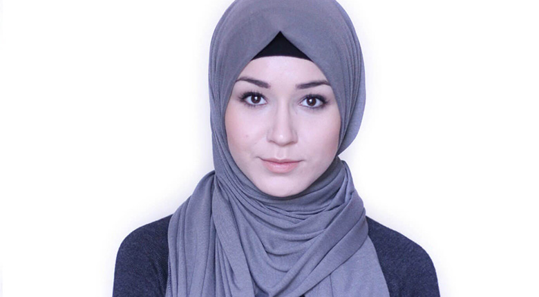 tutorial hijab segi empat minimalis