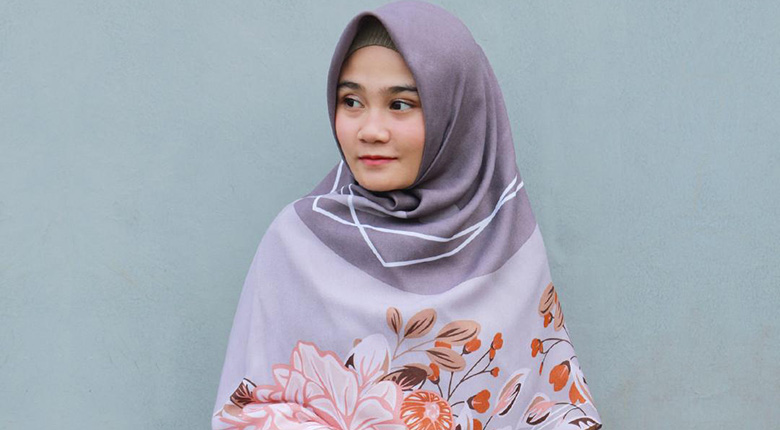 5 Tutorial Hijab Segi Empat Untuk Penampilan Cantik Dan Elegan