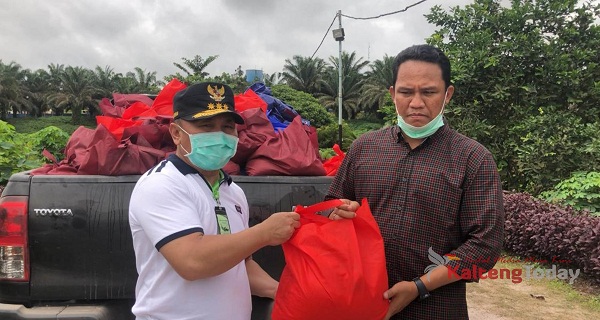 Pemprov Kalteng Bantu 300 Sembako Untuk Korban Banjir Lamandau