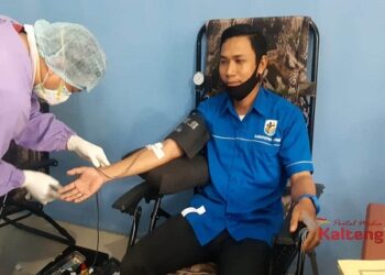 Rayakan Hari Jadi, KNPI Kapuas Gelar Bakti Sosial Donor Darah