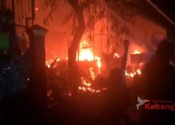 Satu Rumah Dan Barak Di Kampung Baru Palangka Raya Ludes Terbakar