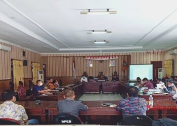DPRD Kotim Simpulkan, 7 Poin Kesepakatan RDP Terkait Perbaikan Jalan Tanah Mas