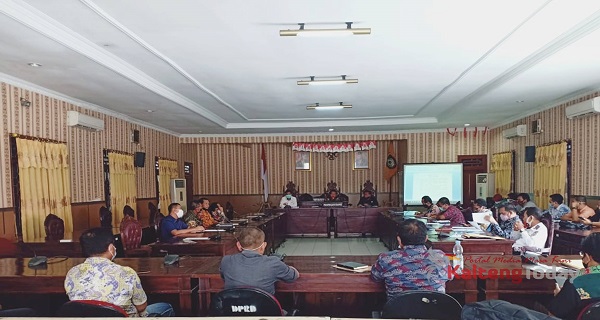 DPRD Kotim Simpulkan, 7 Poin Kesepakatan RDP Terkait Perbaikan Jalan Tanah Mas