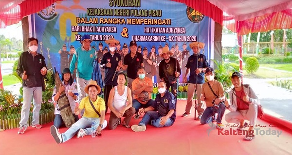 Peringatan Hari Bakti Adhyaksa, Kejari Pulang Pisau Adakan Lomba Memancing Bersama Wartawan