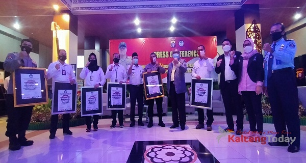 Polda Kalteng Diganjar Penghargaan Dari Komnas Perlindungan Anak