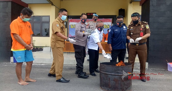 Polres Seruyan Musnahkan 197 Butir Zenith Dari Warga Tanjung Hanau