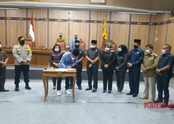 Sempat Tertunda Raperda Pertanggungjawaban APBD Kotim 2019 Akhirnya Disahkan