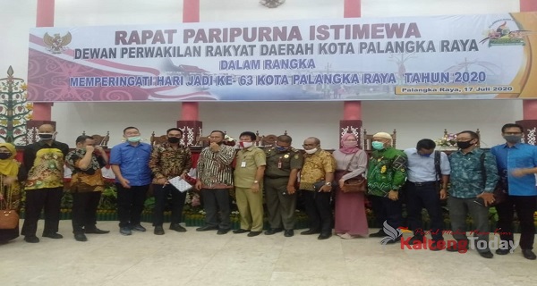 DPRD Kota Banjarmasin Study Banding Ke DPRD Palangka Raya