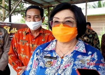 Wabup Gumas Salurkan Tujuh Ekor Sapi Kurban Dari Pemprov Kalteng