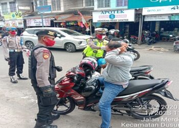Hari Pertama Ops Patuh, Satlantas Polres Barsel Bagikan 300 Masker