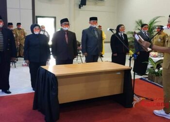 Bupati Kotim Lantik 4 Pejabat Eselon II