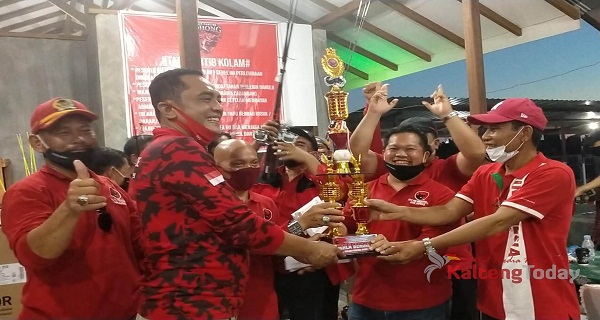 DPC PDIP Kabupaten Kapuas 'Rajai' Lomba Memancing Lele di Palangka Raya