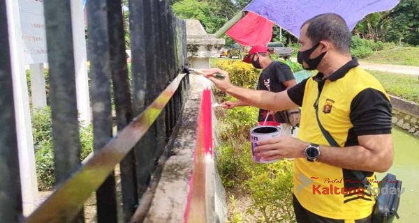 Sambut HUT Ke-75 RI, Kapolres Gumas Baksos di Monumen Tambun Bungai