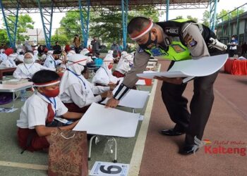 Peringati HUT RI, Satlantas Polres Seruyan Gelar Lomba Gambar Tingkat SD Dan SMP