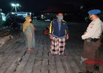 Satpolair Polres Seruyan Gelar Patroli Dialogis Malam Hari