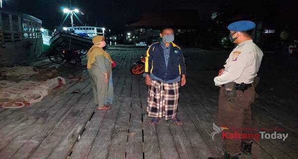 Satpolair Polres Seruyan Gelar Patroli Dialogis Malam Hari