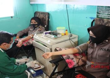 Srikandi Polres Kapuas Donor Darah Rangkaian Hari Jadi Polwan Ke-72