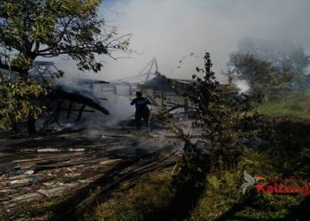 Warung Kayu Dekat RS Siloam Palangka Raya, Ludes Terbakar