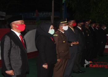 Wabup Seruyan Ikuti Upacara Kehormatan Dan Renungan Suci