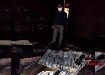 Tengah Malam, Rumah Warga Lungkuh Layang Dilalap Si Jago Merah