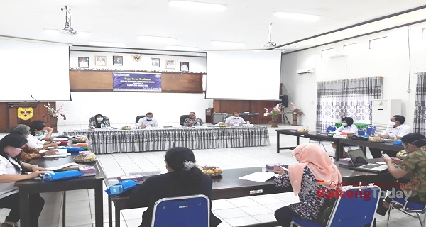 Sekda Gunung Mas Hadiri Rapat Forum Kemitraan