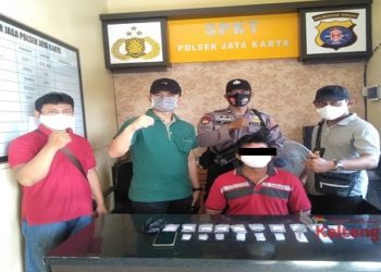 ersangka kasus Sabu Diduga Hendak Edarkan Sabu, Mantan Kades Parebok Ditangkap Polisi