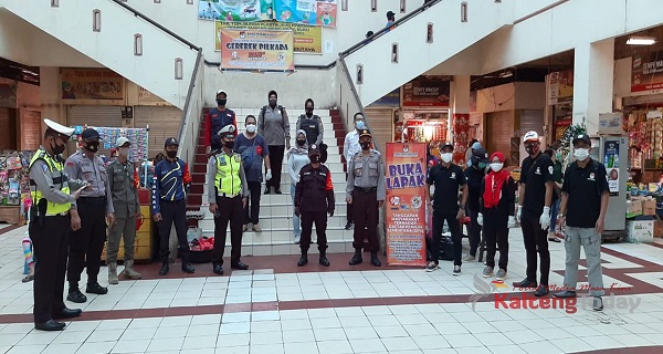Polres Kotim Pantau Kegiatan Gerebek Pasar KPU