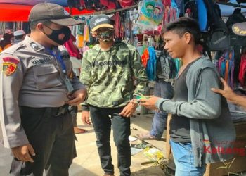 Antisipasi Covid-19, Polsek Dushil Gelar Razia Gabungan di Pasar