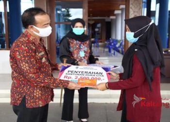 Bupati Seruyan Serahkan Santunan Duka Cita
